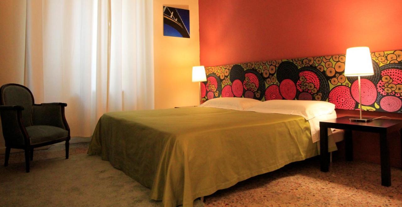B&B Metropolis Livorno Exterior foto